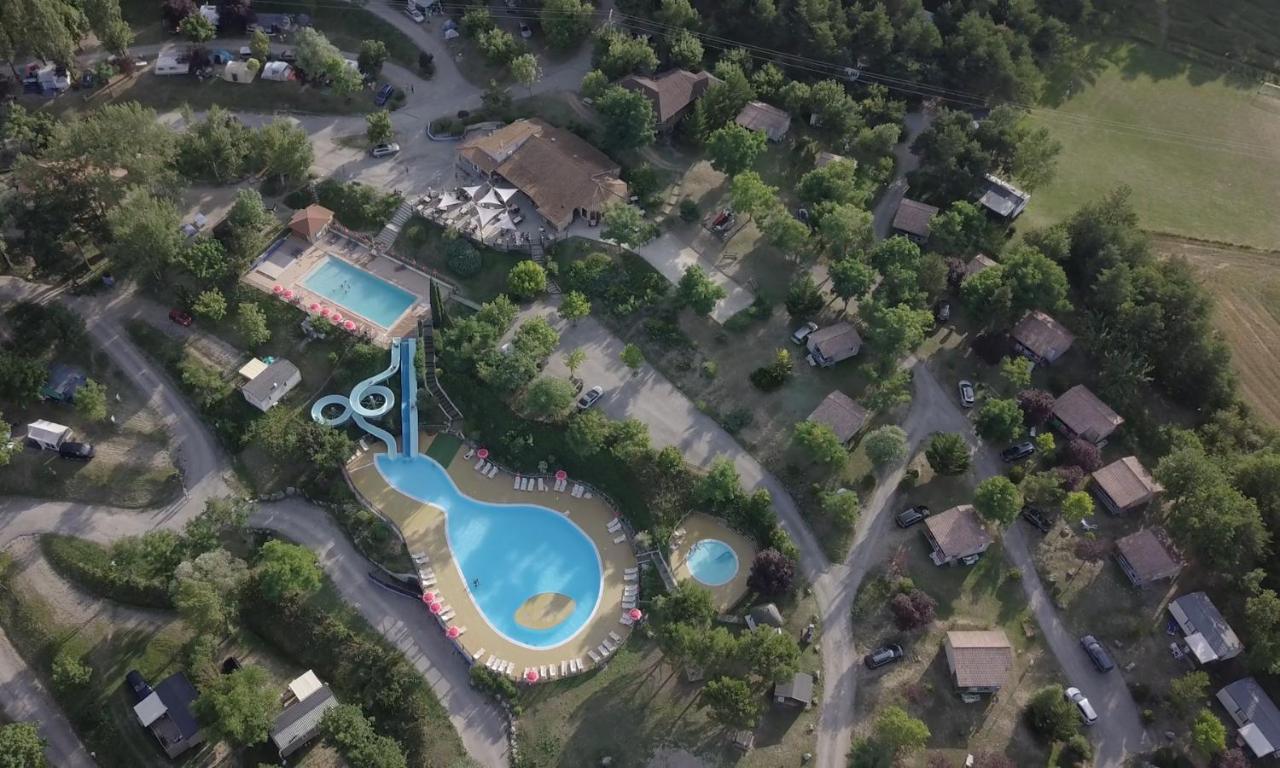 Camping Le Couriou Recoubeau-Jansac Exterior foto