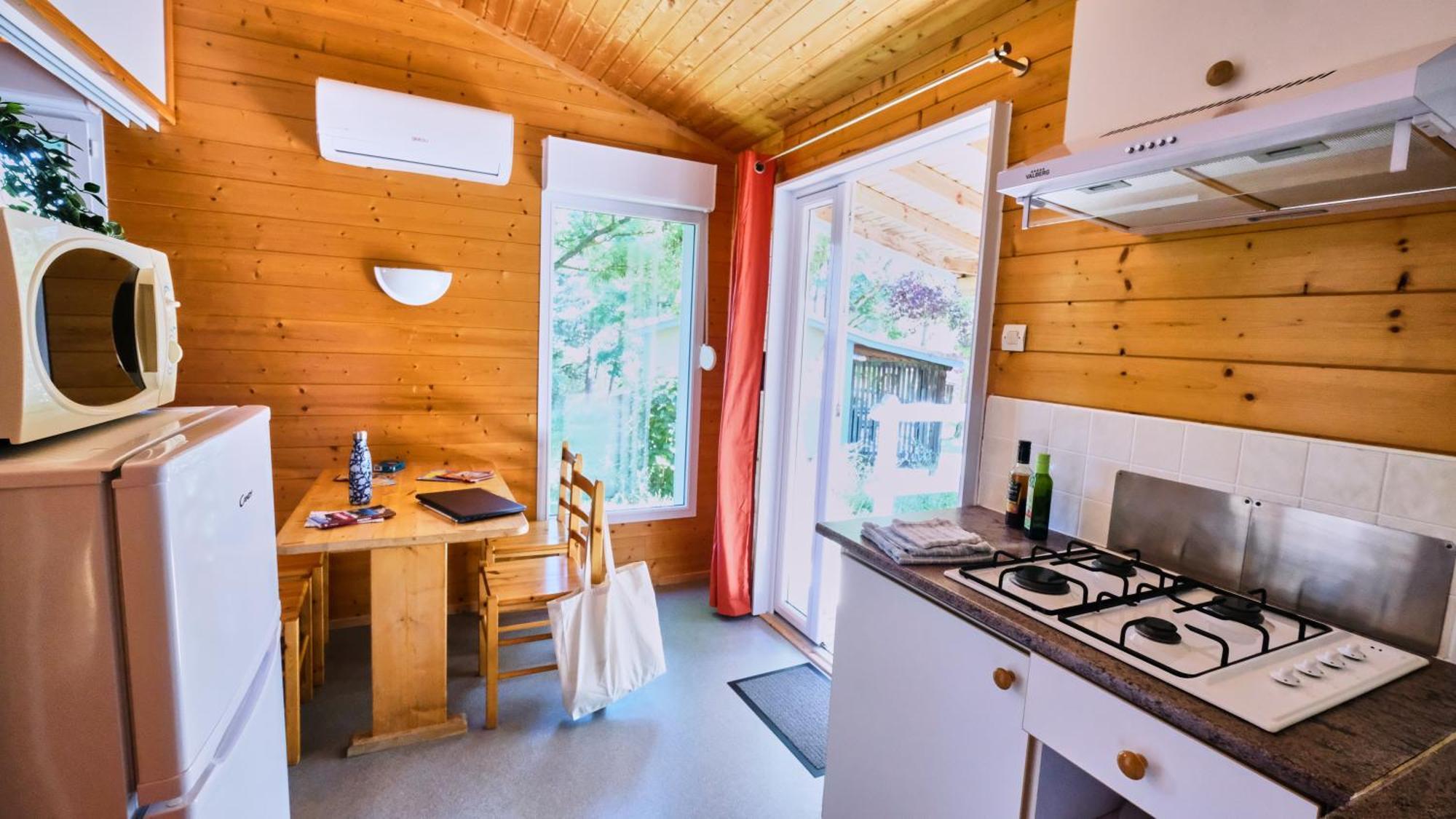 Camping Le Couriou Recoubeau-Jansac Exterior foto