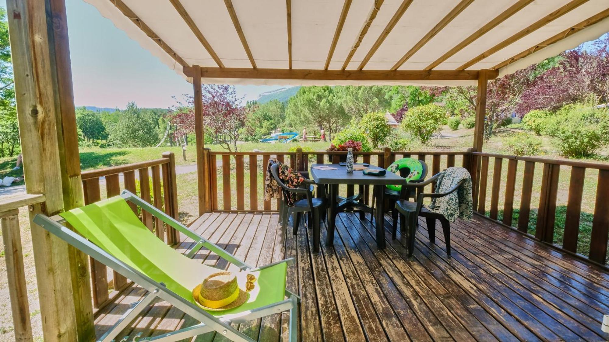 Camping Le Couriou Recoubeau-Jansac Exterior foto