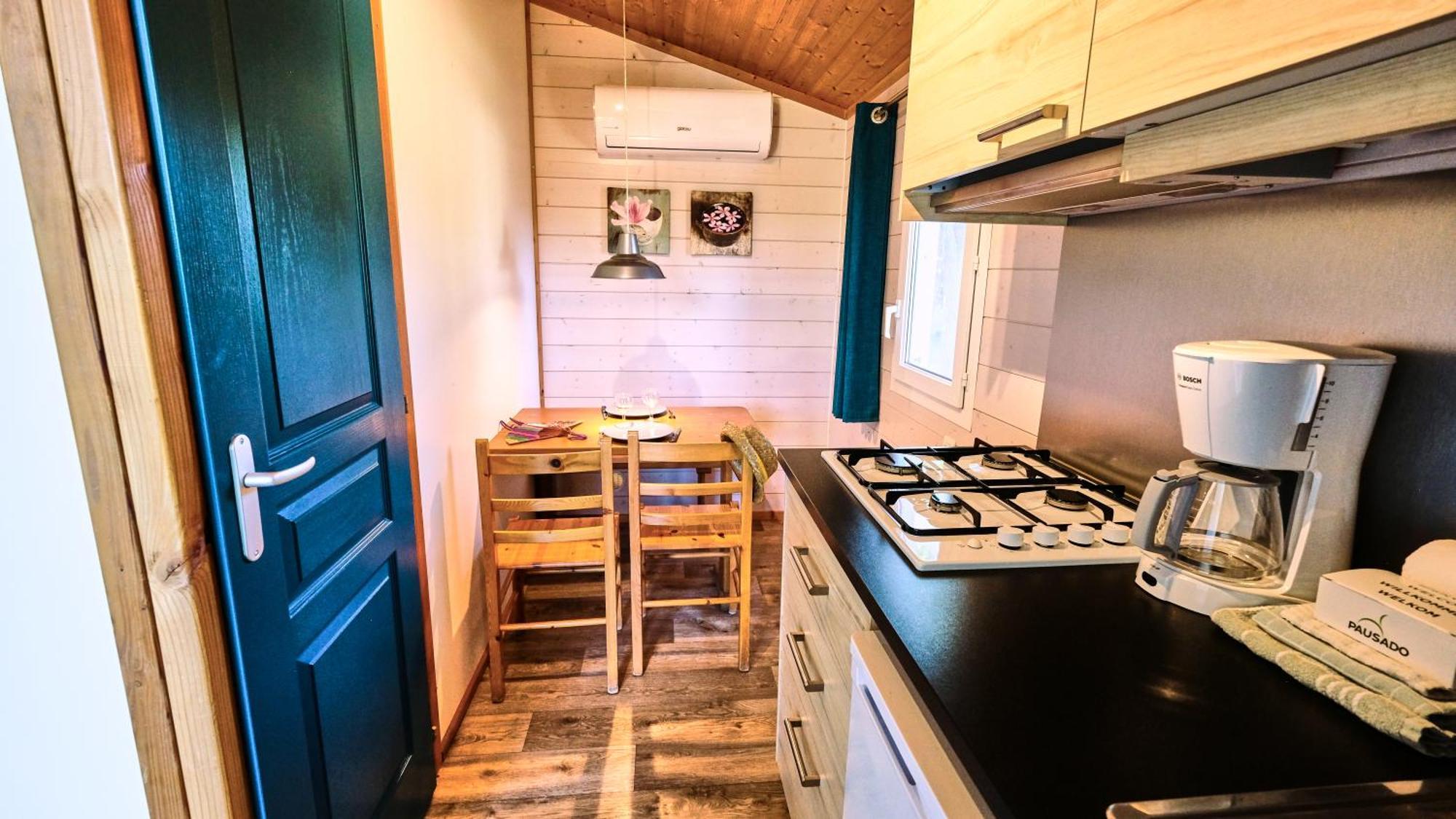 Camping Le Couriou Recoubeau-Jansac Exterior foto